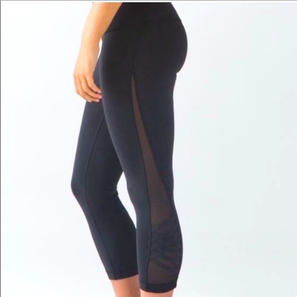 HOST PICK Lululemon Minimalist Leggings